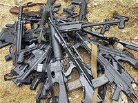 В МВД уверяют, что украинцы массово сдают нелегальное оружие. Говорят, что уже сдали почти 800 стволов